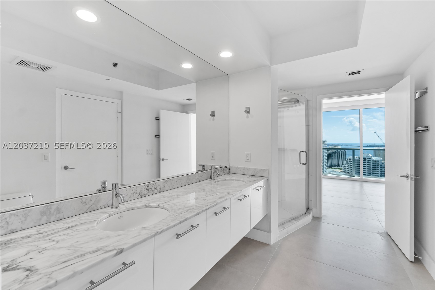 500 BRICKELL EAST CONDO - Residential Lease