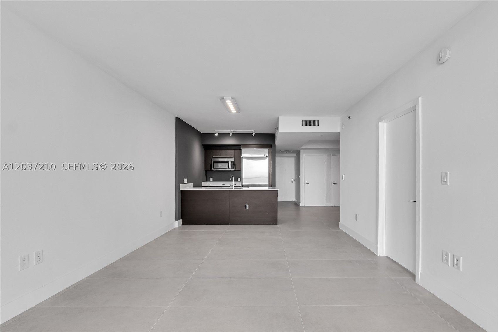 500 BRICKELL EAST CONDO - Residential Lease
