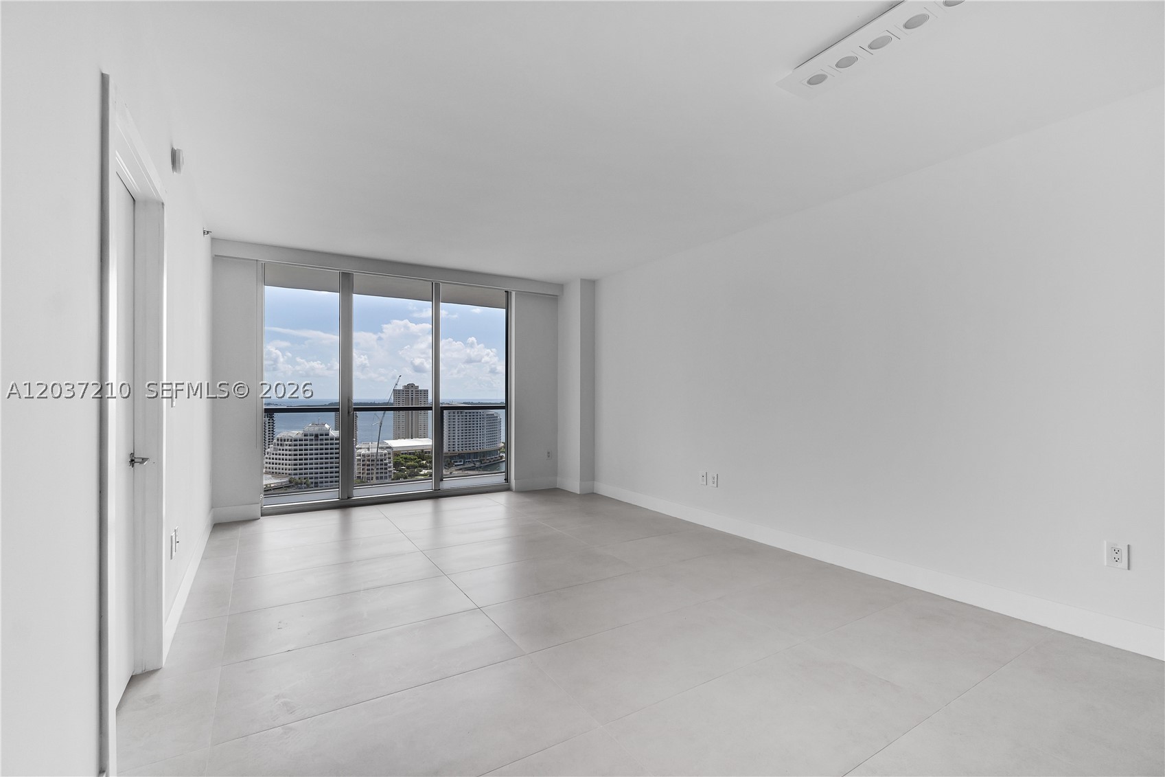 500 BRICKELL EAST CONDO - Residential Lease