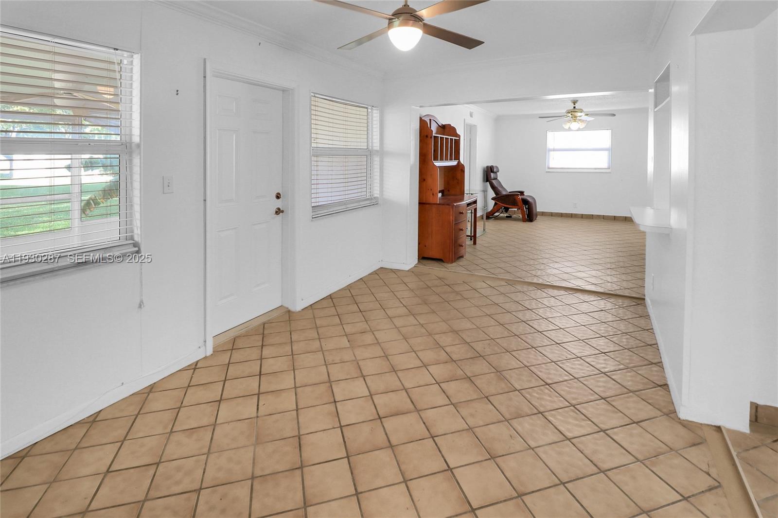LAUDERDALE WEST 2 SEC - Residential
