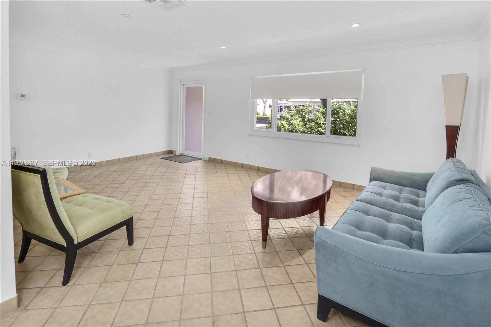 LAUDERDALE WEST 2 SEC - Residential