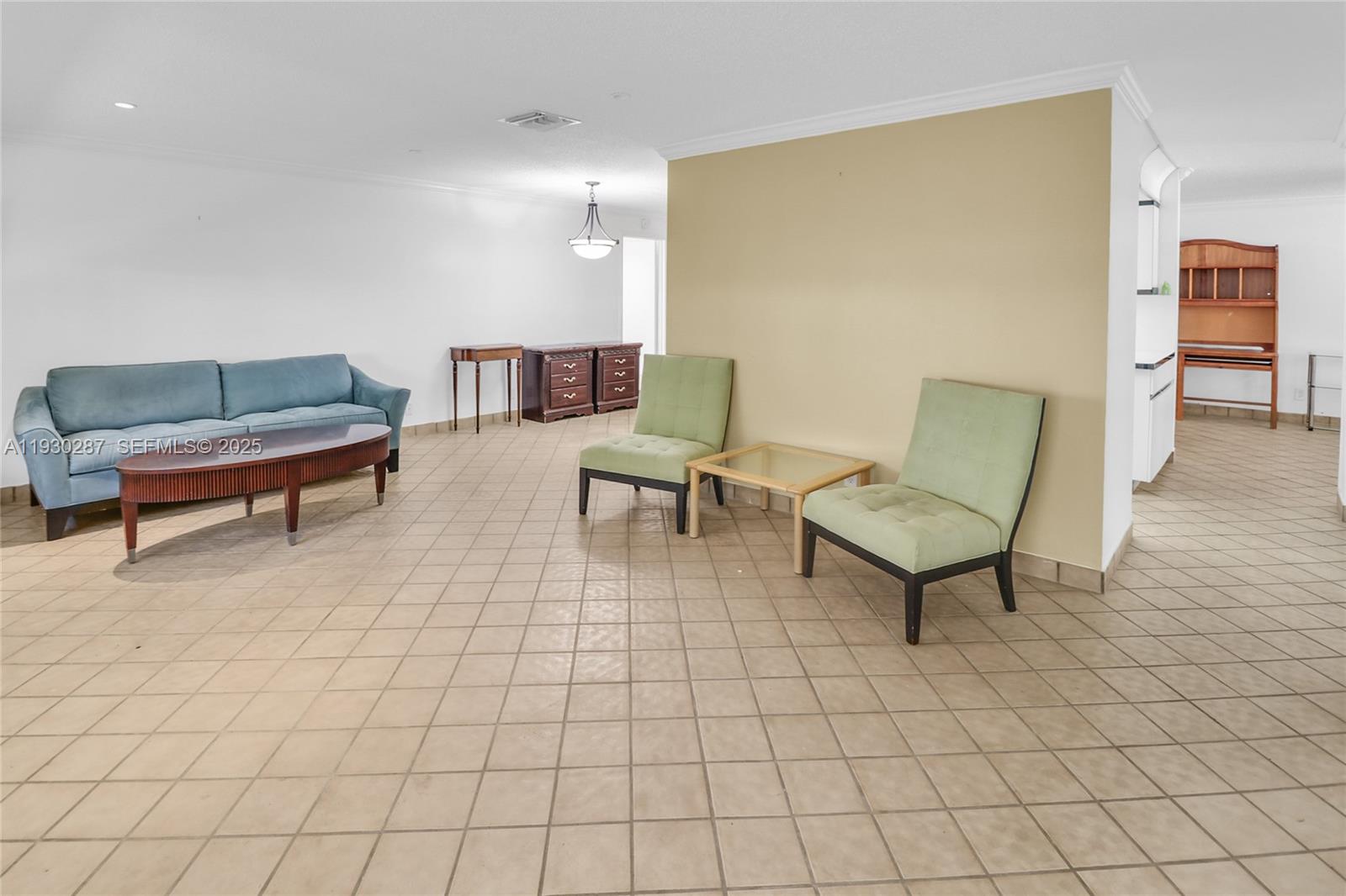 LAUDERDALE WEST 2 SEC - Residential