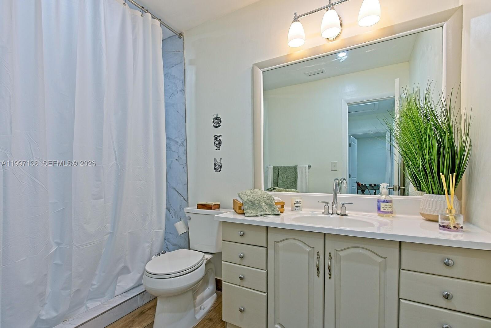 PINE SHORE SEC 7 - Residential