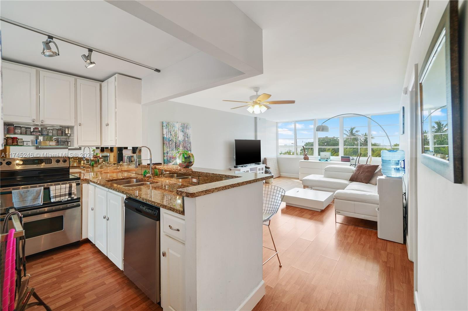 BONNE VIE - Residential Lease