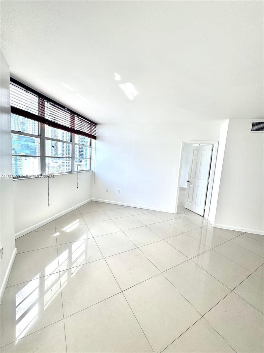 FOUR AMBASSADORS CONDO PH - Residential Lease