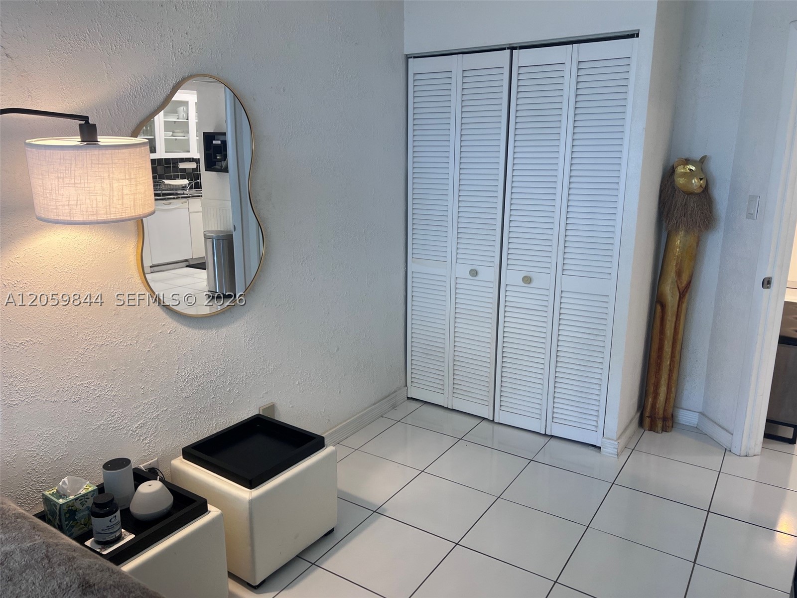 THE DECOPLAGE CONDO - Residential