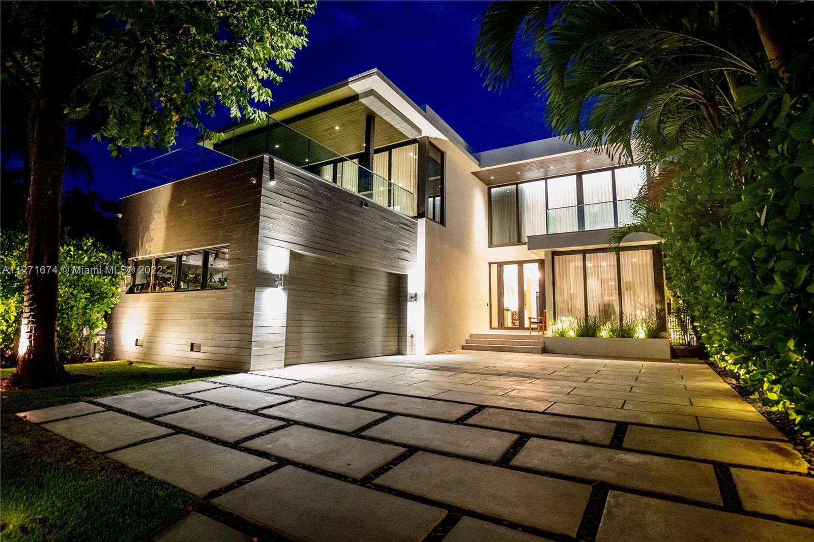 LA GORCE GOLF SUB - Residential