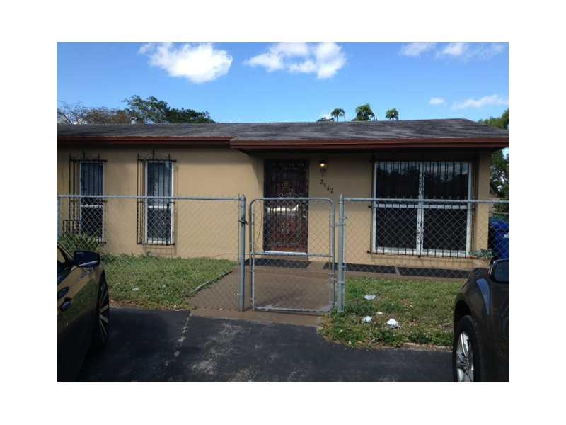 PB 93-64 LESLIE ESTATES S - Residential