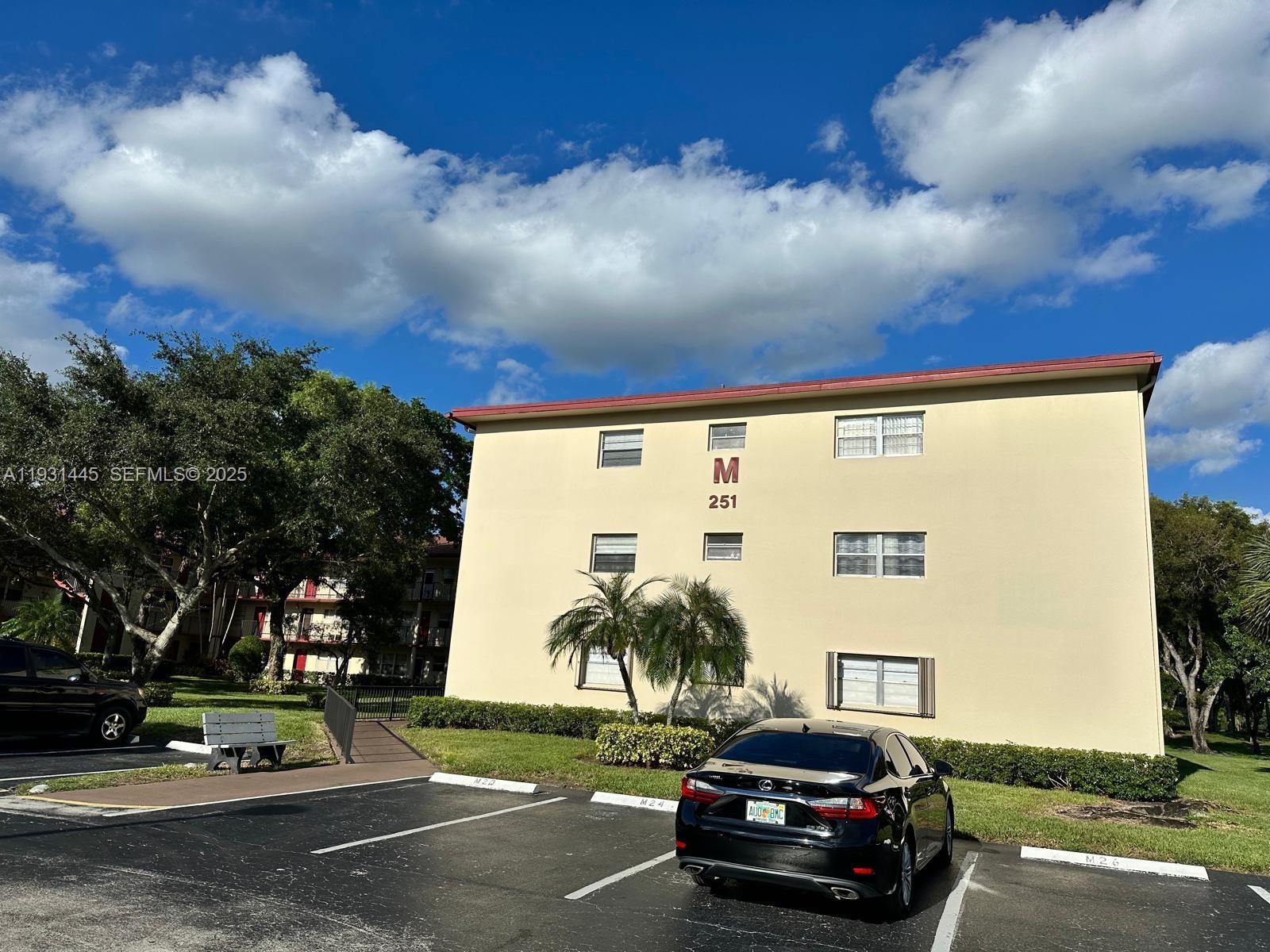 NEW HAMPTON AT CENTURY VI - Residential