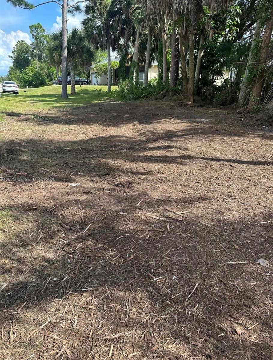 PORT CHARLOTTE - Land