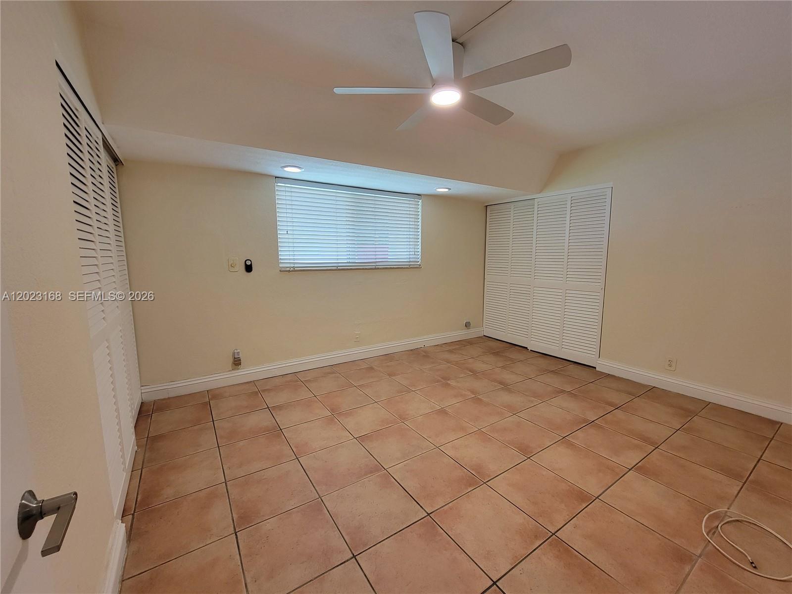 VILLAS OF PINECREST CONDO - Residential