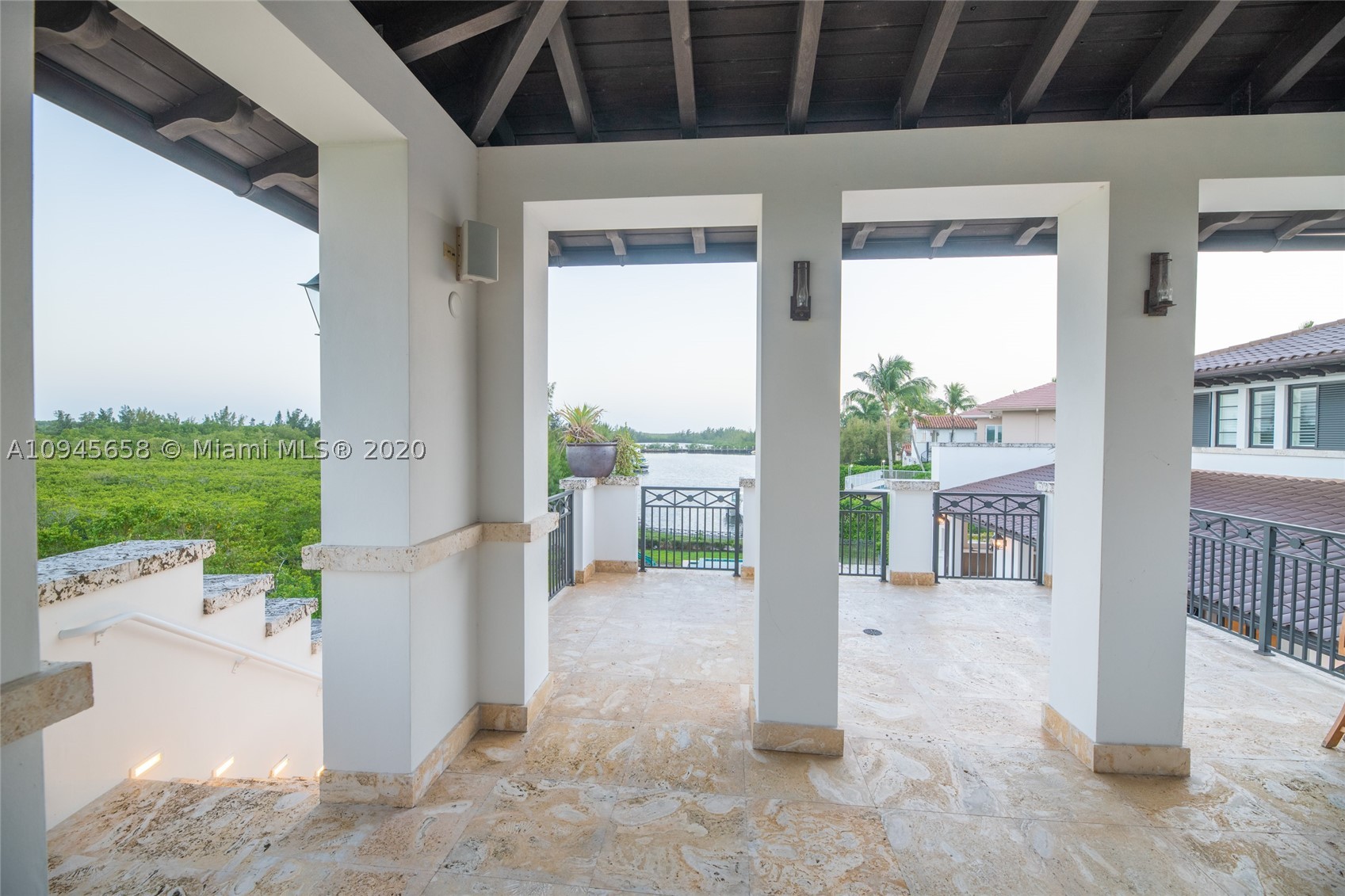 HAMMOCK OAKS HARBOR SEC 3 - Residential