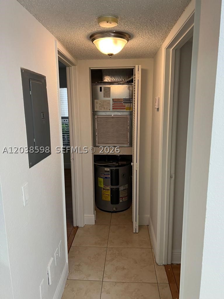 PALM BEACH PLACE CONDO - Residential Lease