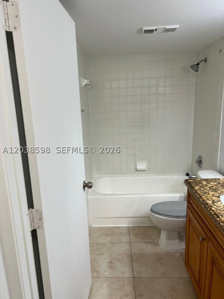 PALM BEACH PLACE CONDO - Residential Lease