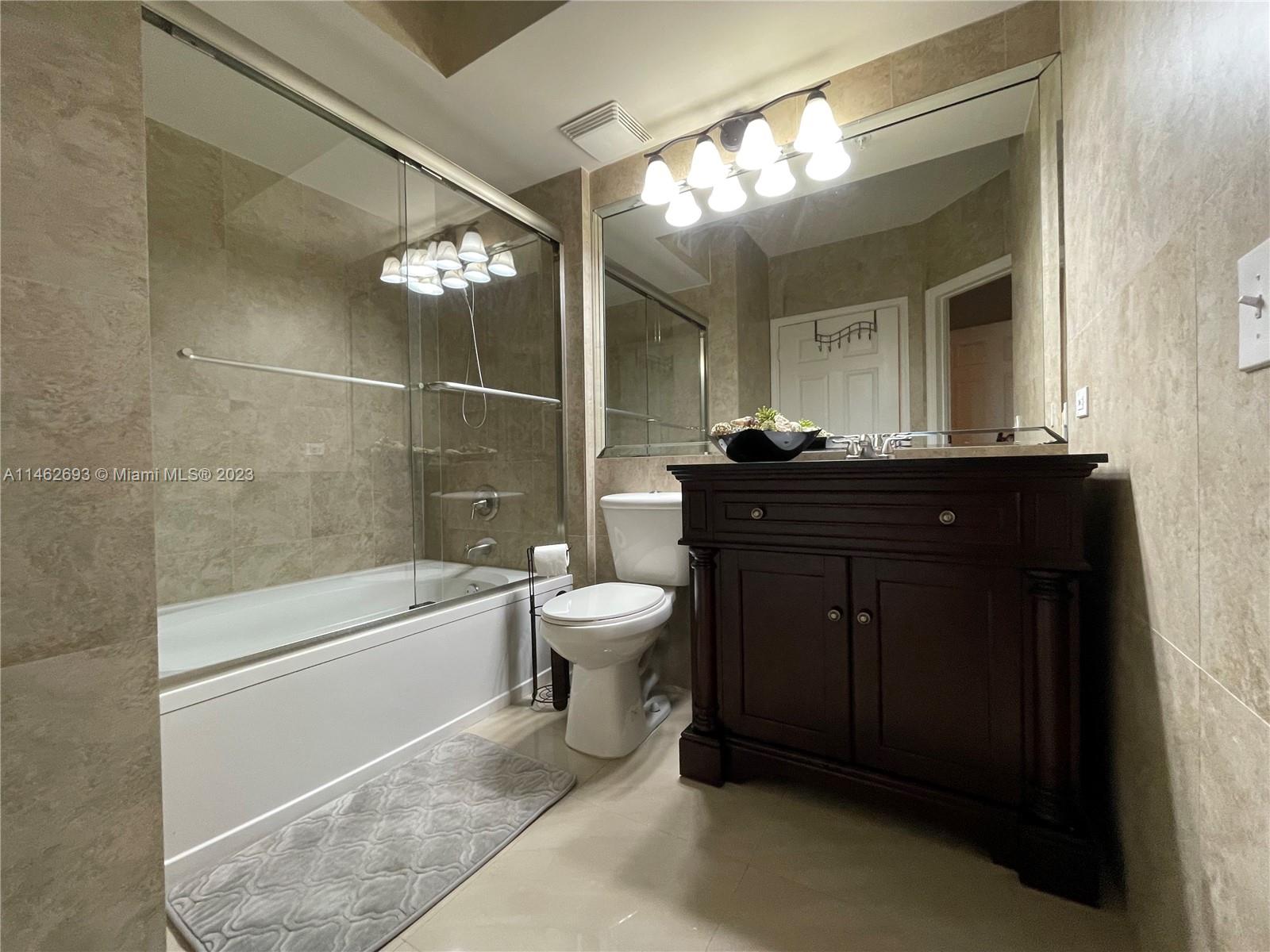 PORTO BELLAGIO CONDO - Residential Lease