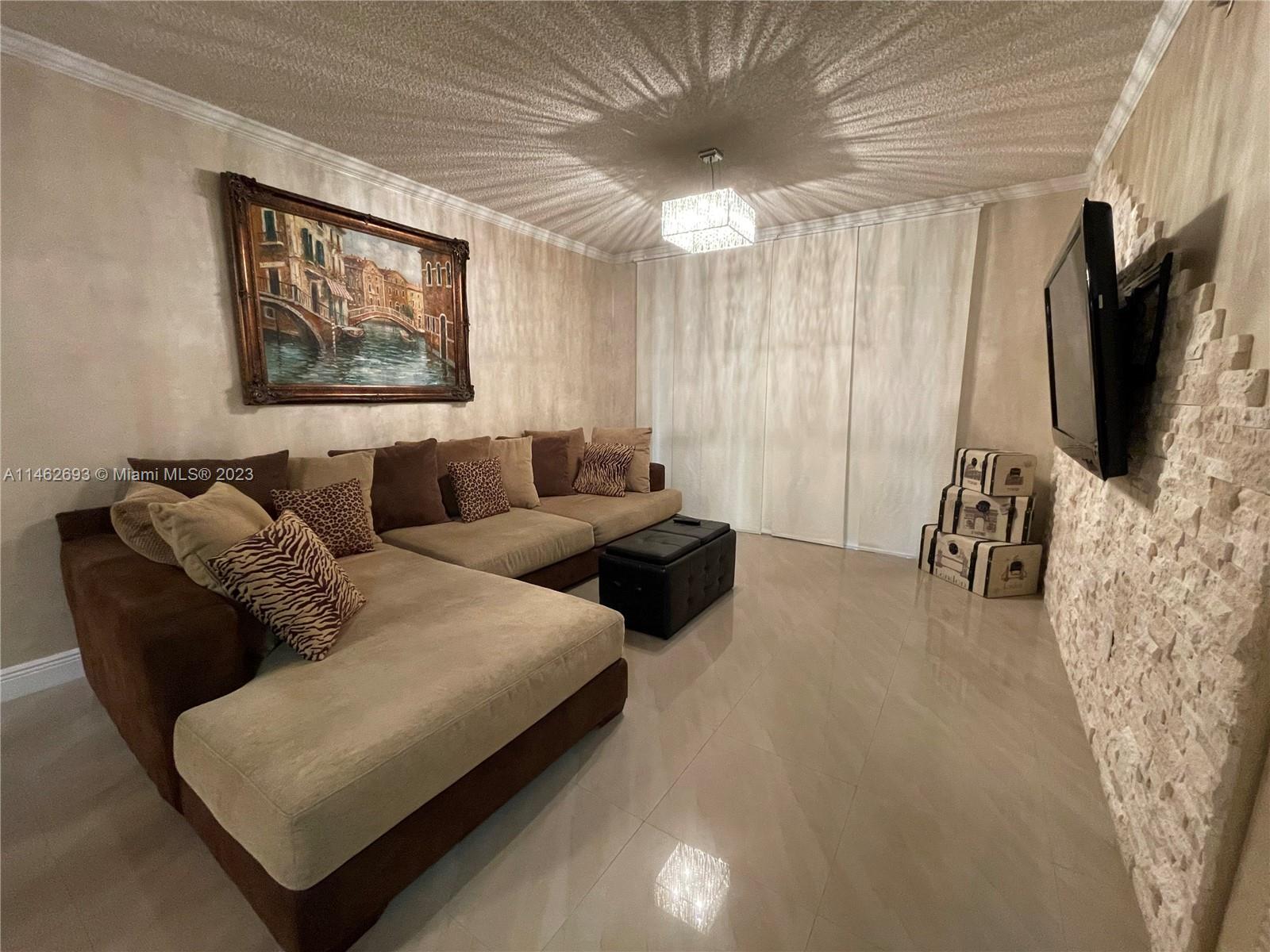 PORTO BELLAGIO CONDO - Residential Lease
