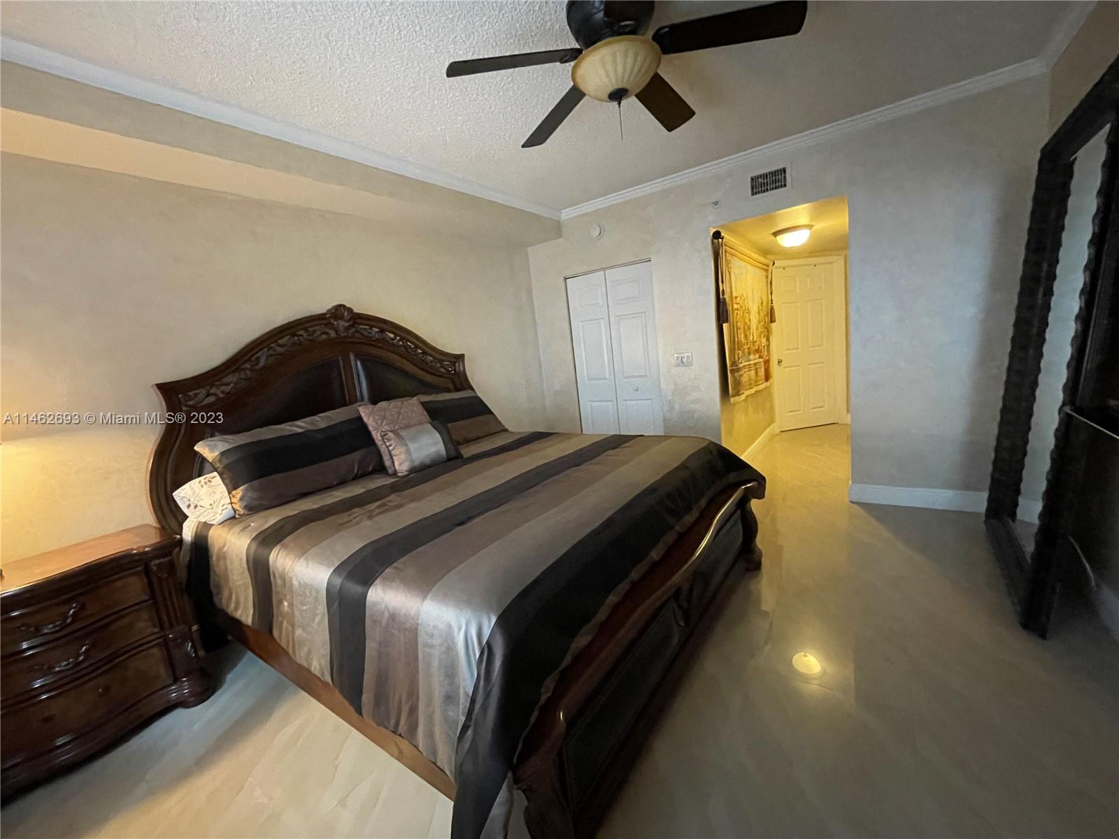 PORTO BELLAGIO CONDO - Residential Lease