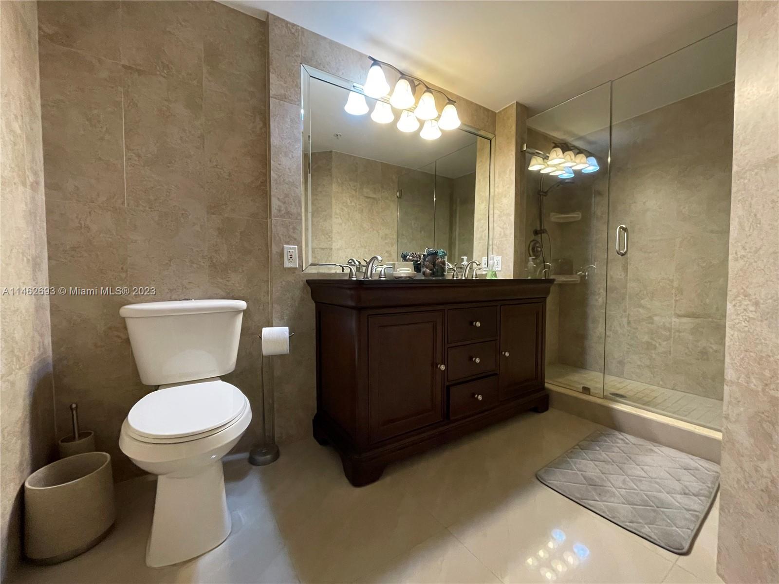 PORTO BELLAGIO CONDO - Residential Lease