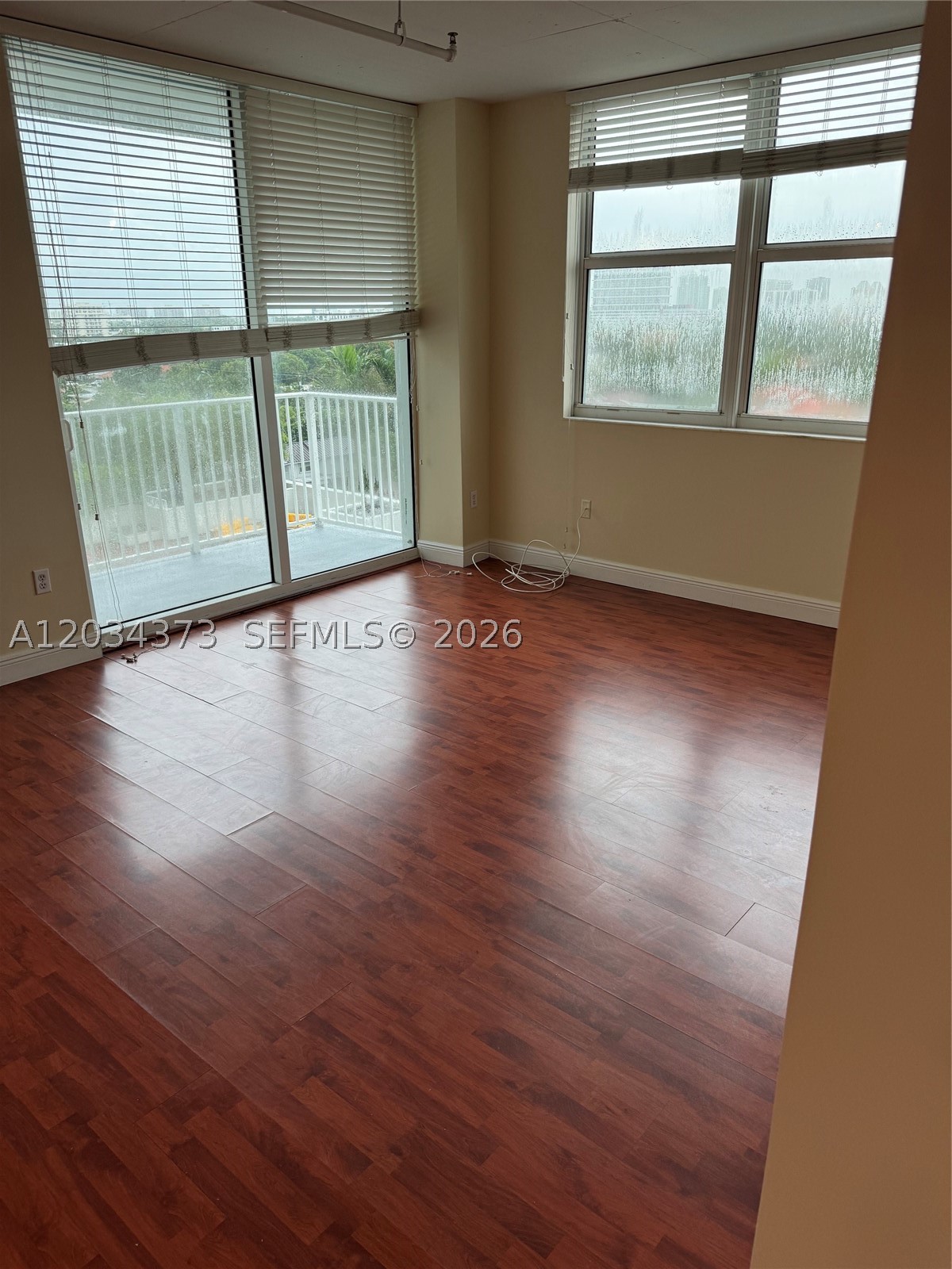MIDTOWN LOFTS CONDO - Residential