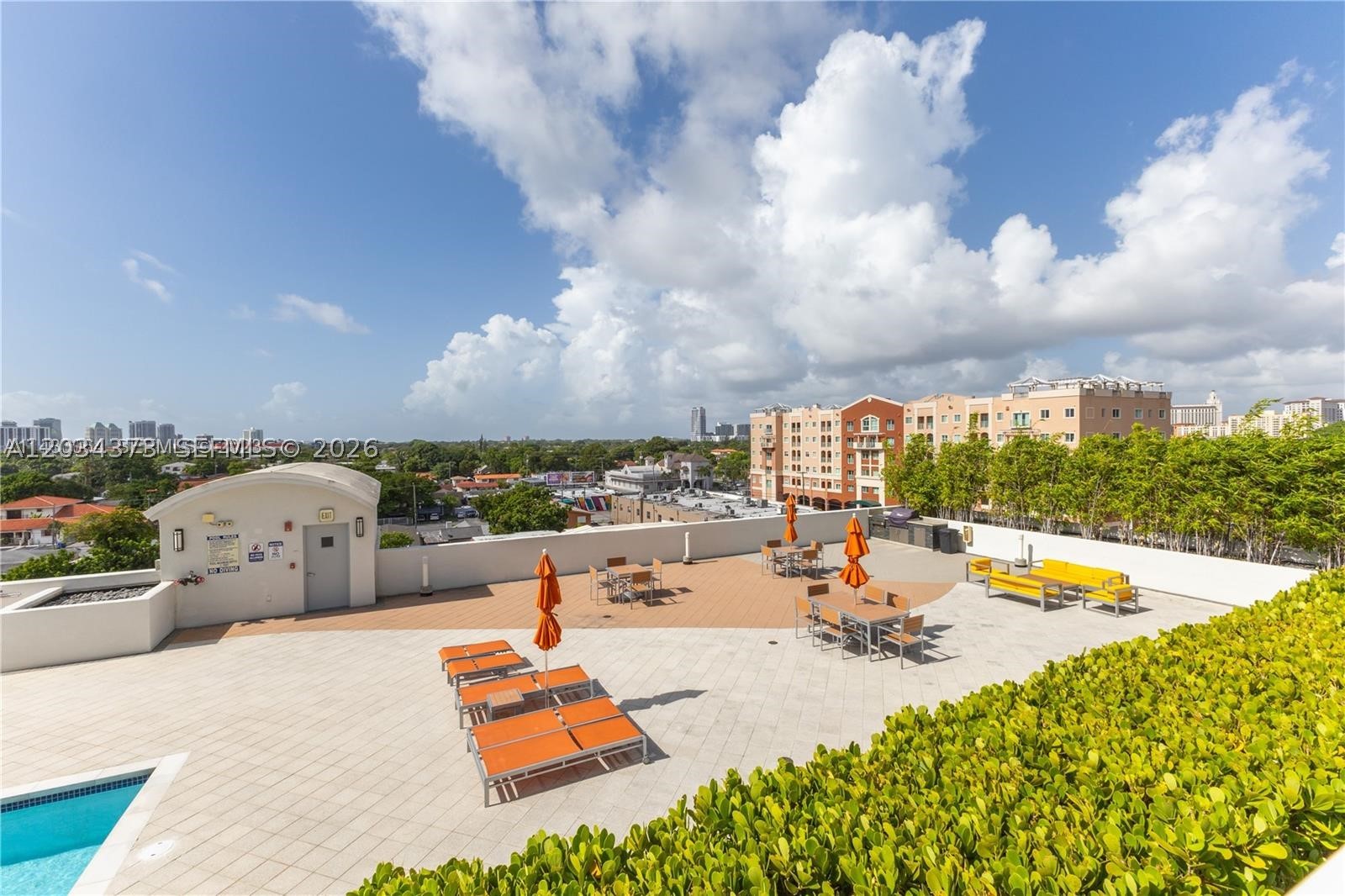 MIDTOWN LOFTS CONDO - Residential