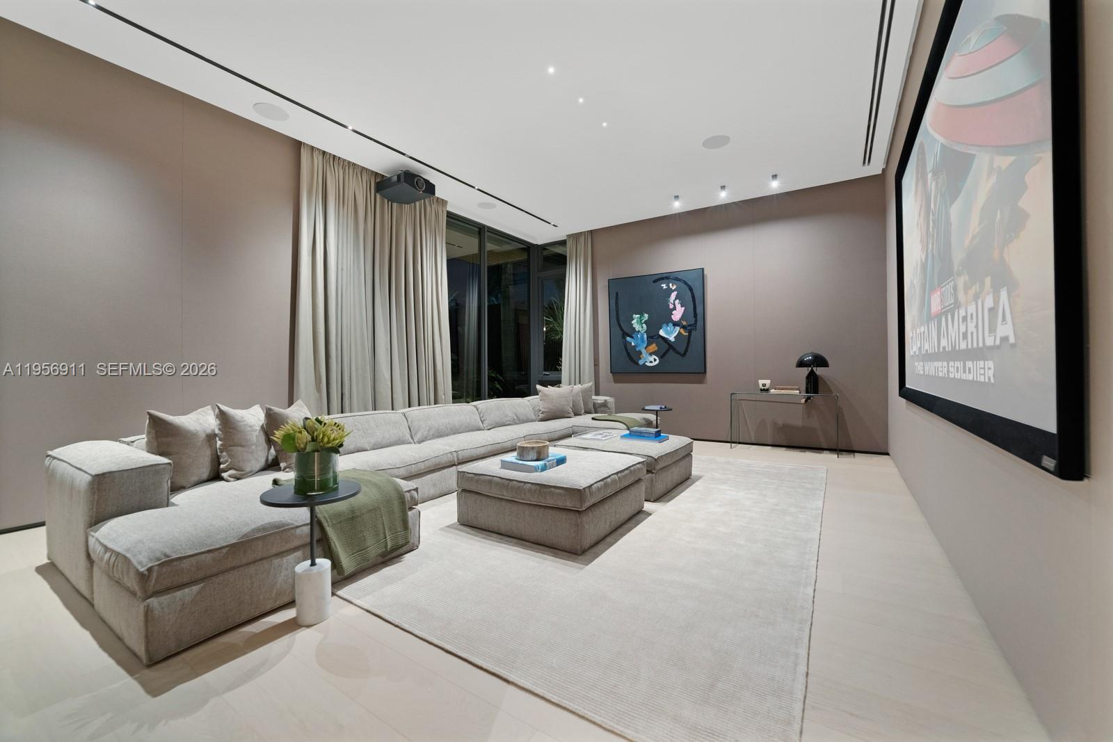 GOLDEN BEACH SEC C - Residential