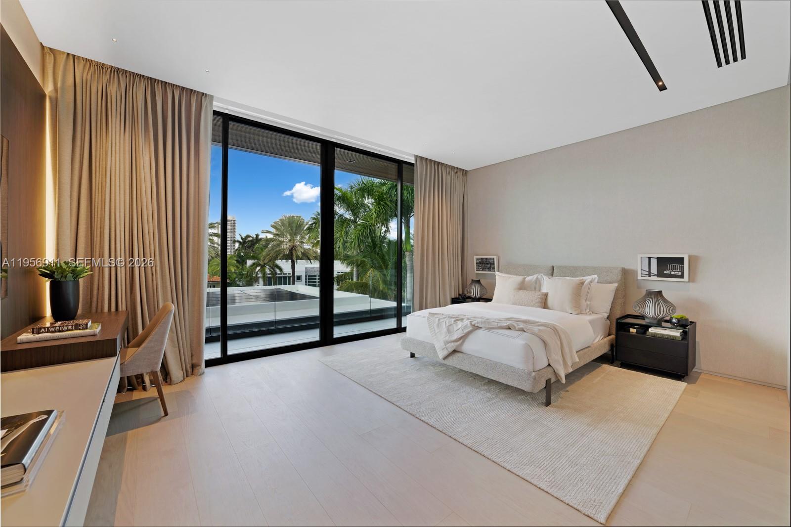 GOLDEN BEACH SEC C - Residential