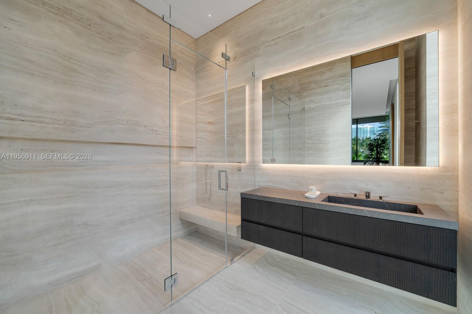 GOLDEN BEACH SEC C - Residential