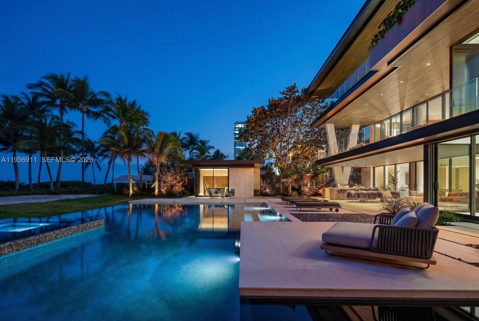 GOLDEN BEACH SEC C - Residential