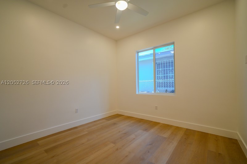 GLENROYAL SUB - Residential Lease