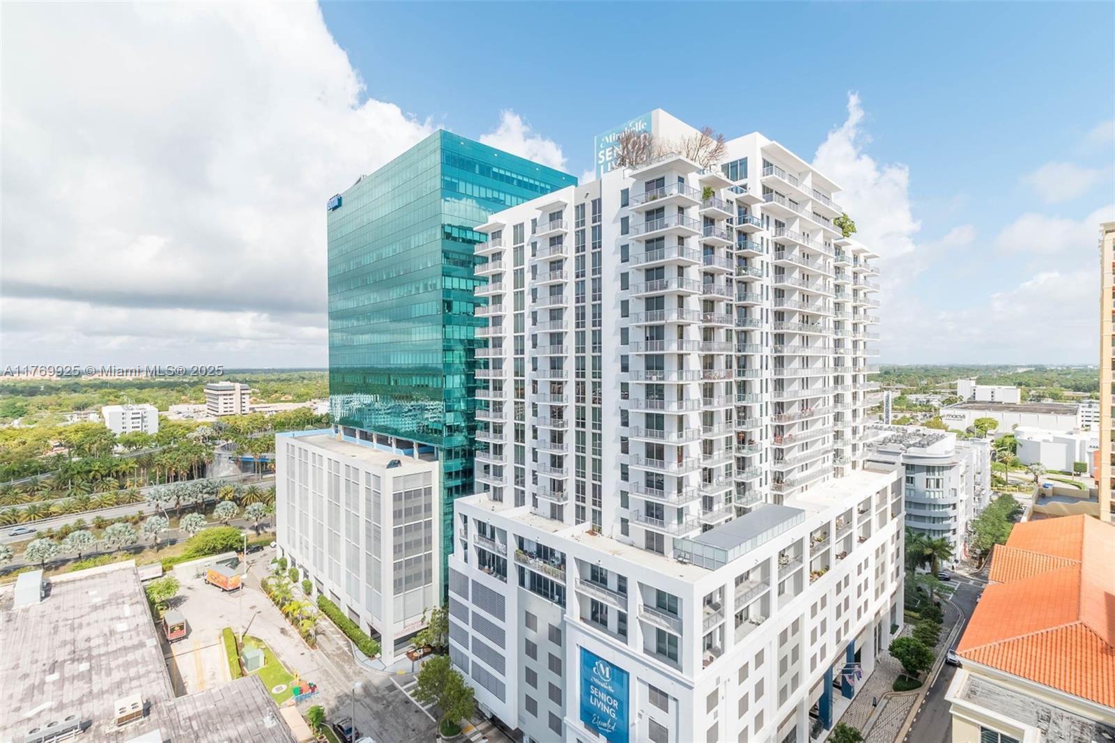 METROPOLIS II AT DADELAND - Residential Lease