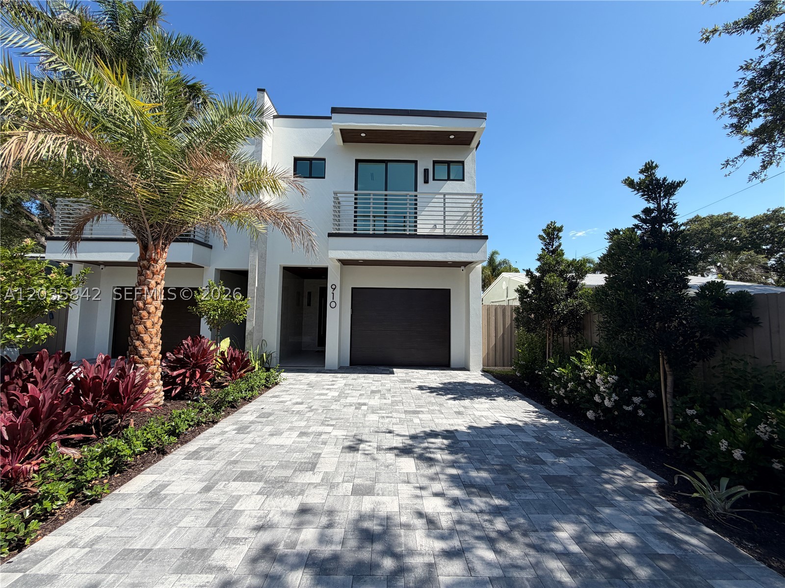 EVERGLADE LAND SALES CO - Residential