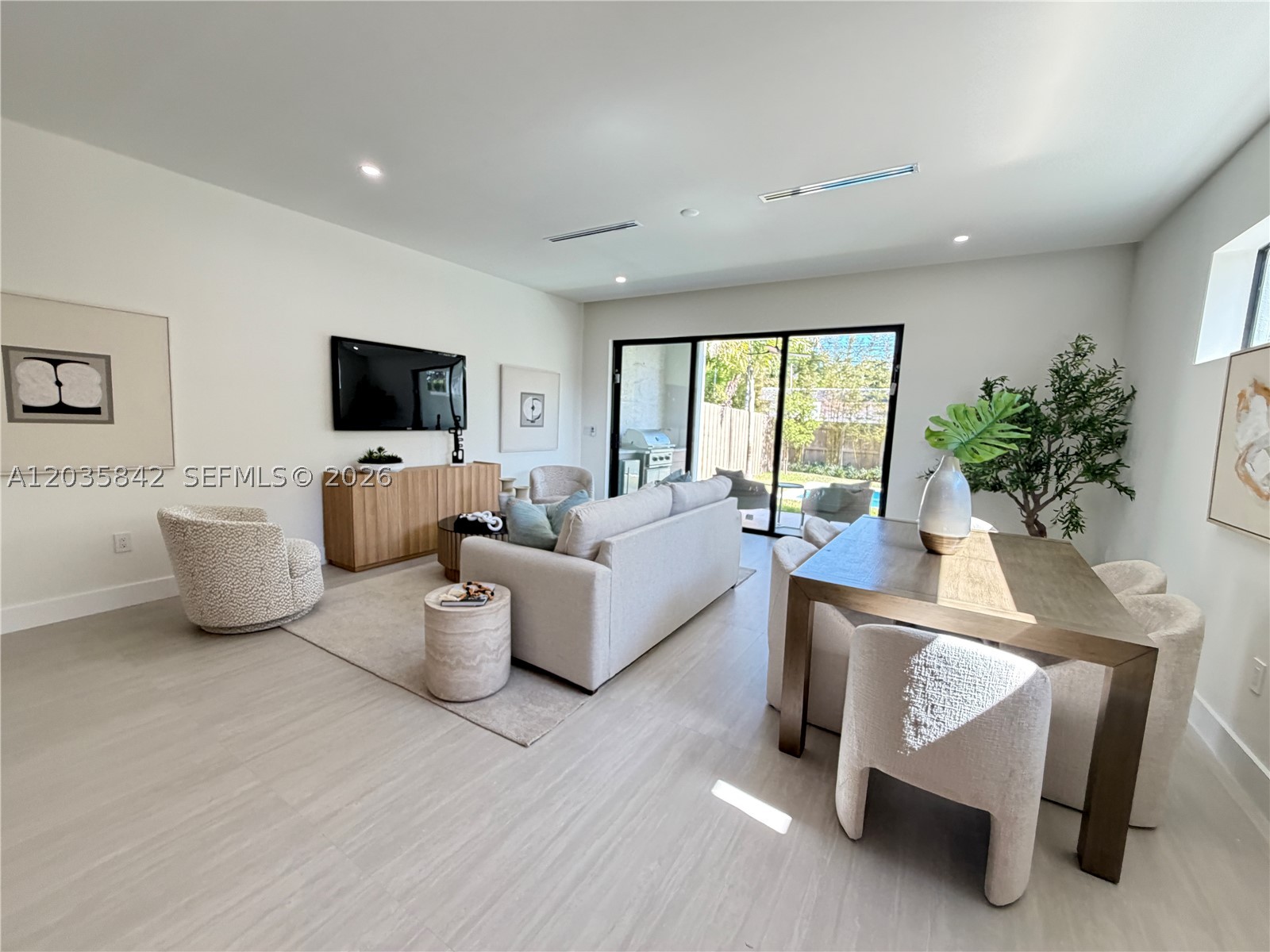 EVERGLADE LAND SALES CO - Residential