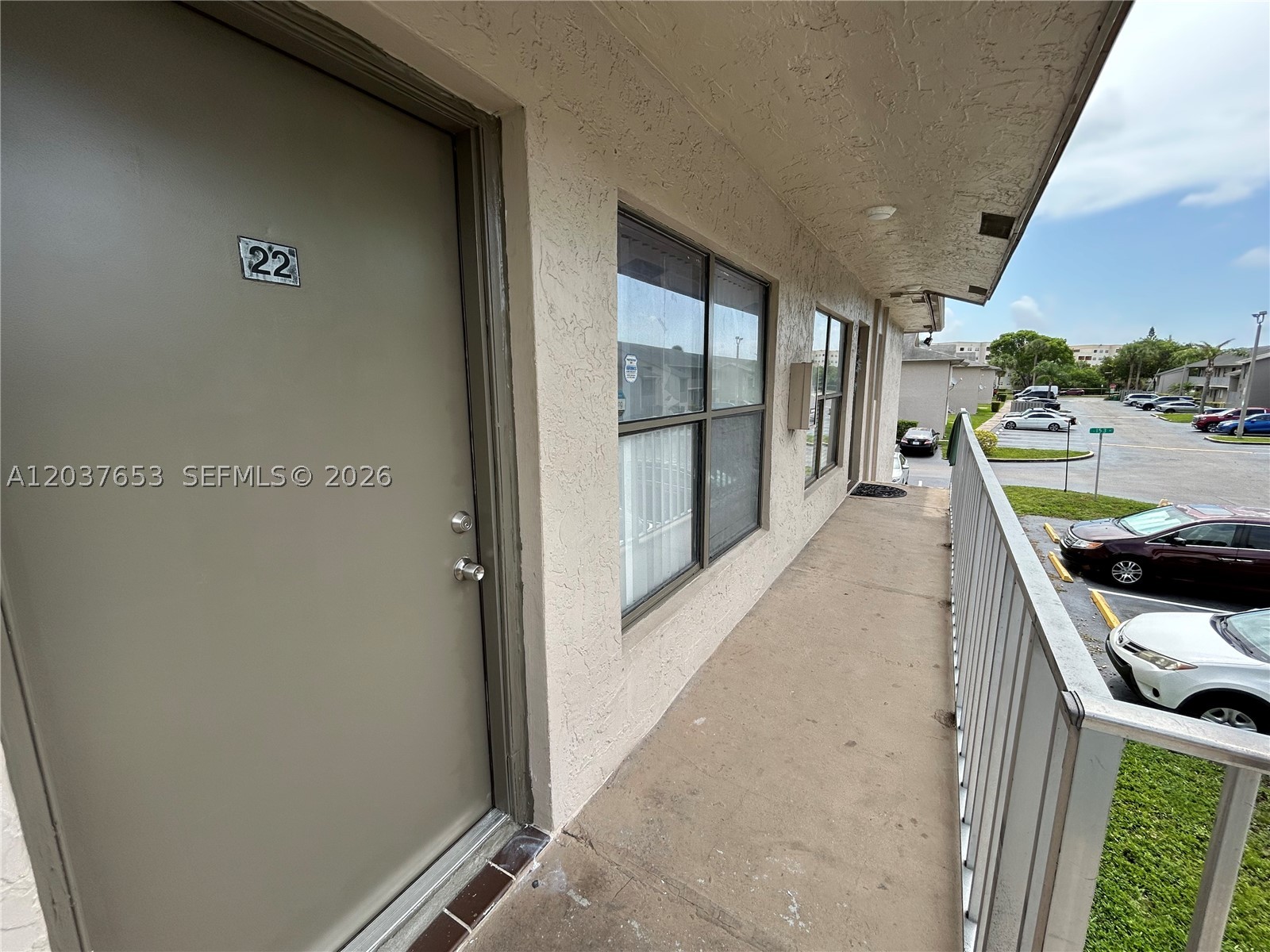ROZLAND CONDO - Residential Lease