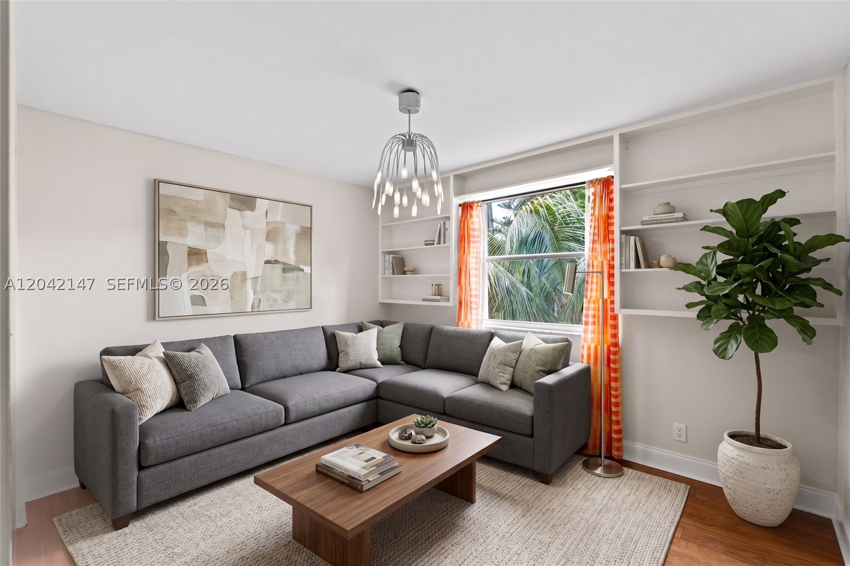 EMBASSY LAKES - Residential