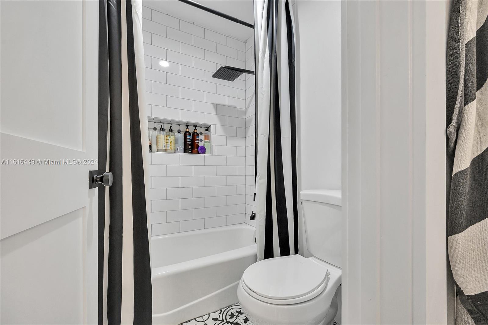 KENDAL GREEN HOMESITES - Residential