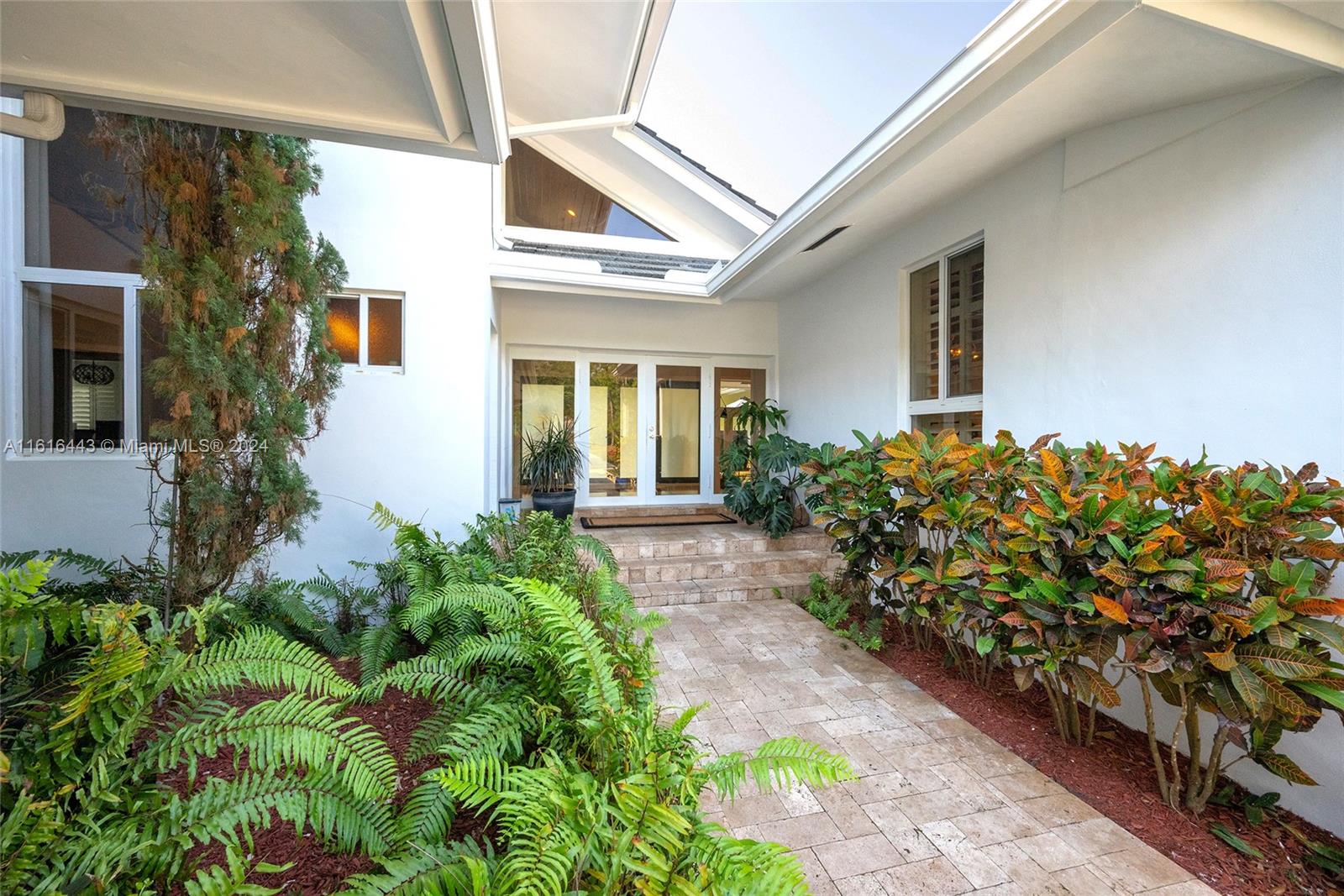 KENDAL GREEN HOMESITES - Residential