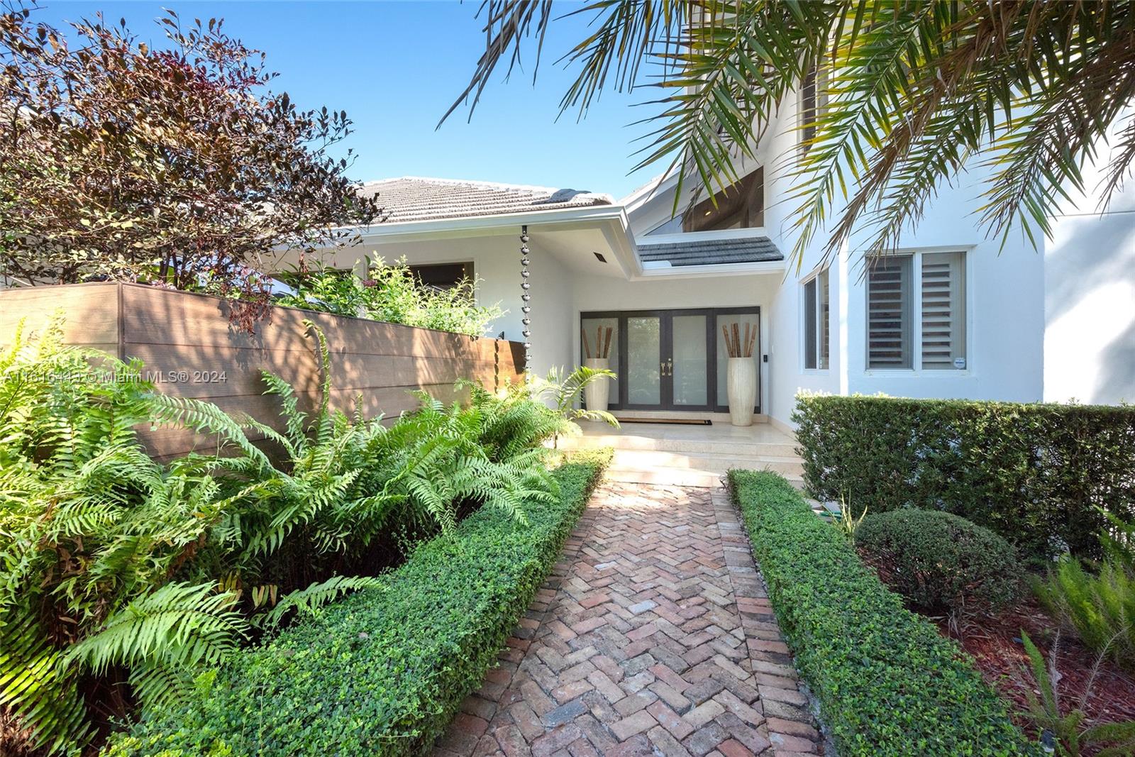 KENDAL GREEN HOMESITES - Residential