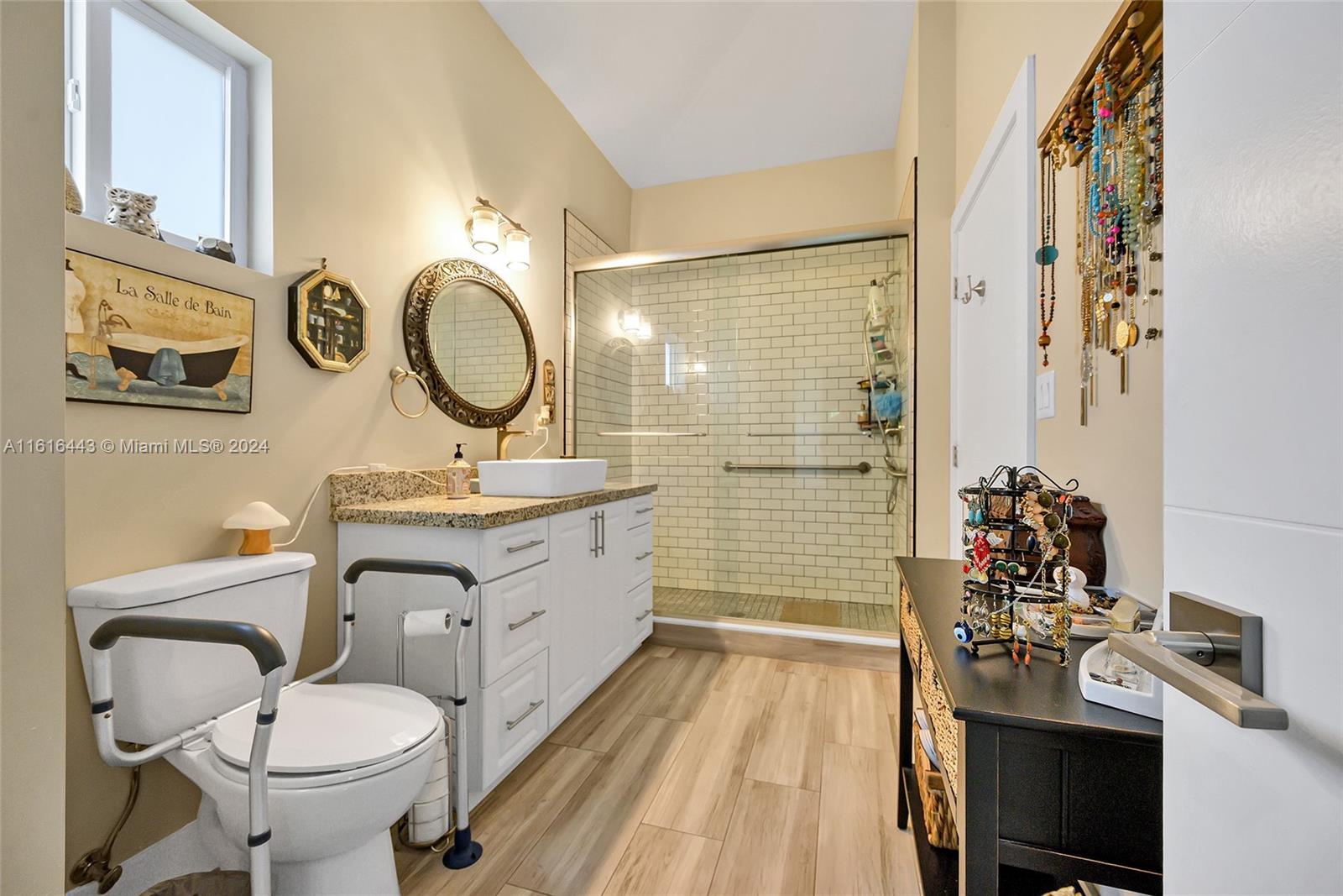 KENDAL GREEN HOMESITES - Residential