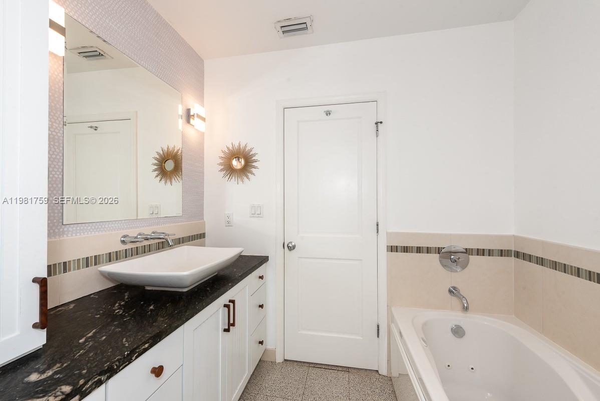 CG RIVIERA SEC 3 REV - Residential