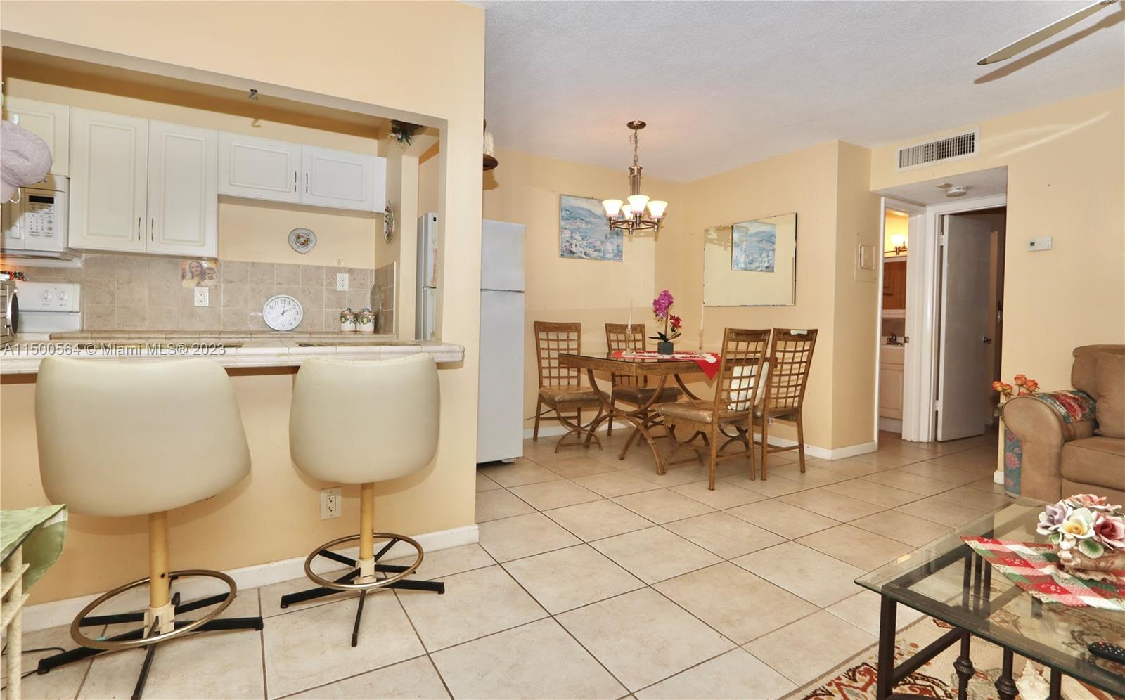 BEVERLY HILLS CONDO NUMBE - Residential