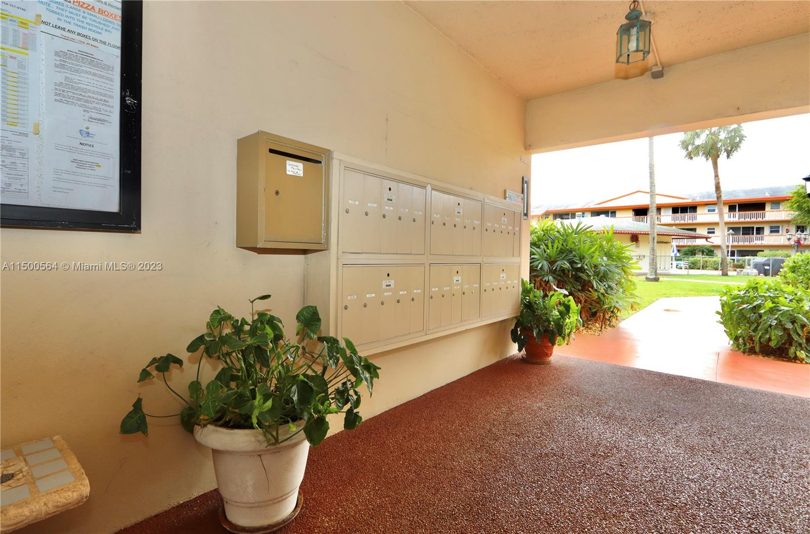 BEVERLY HILLS CONDO NUMBE - Residential