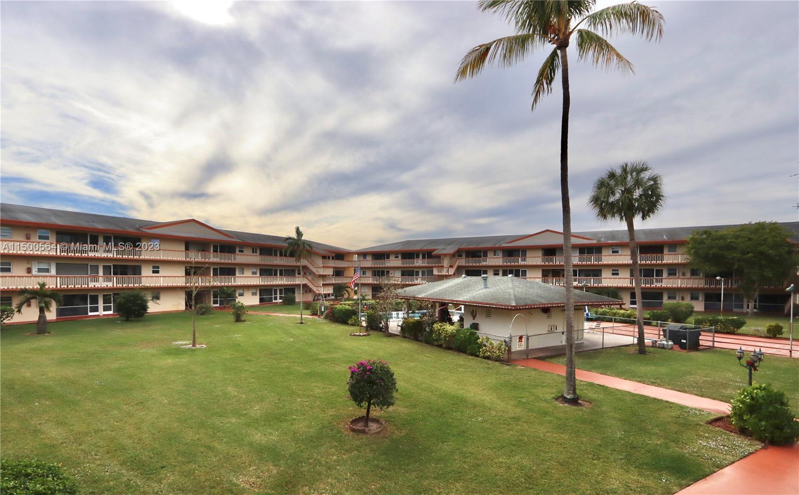 BEVERLY HILLS CONDO NUMBE - Residential