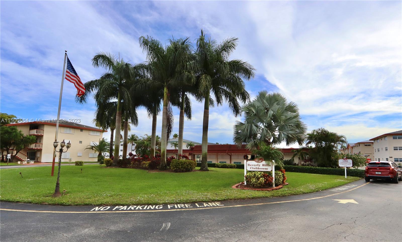BEVERLY HILLS CONDO NUMBE - Residential
