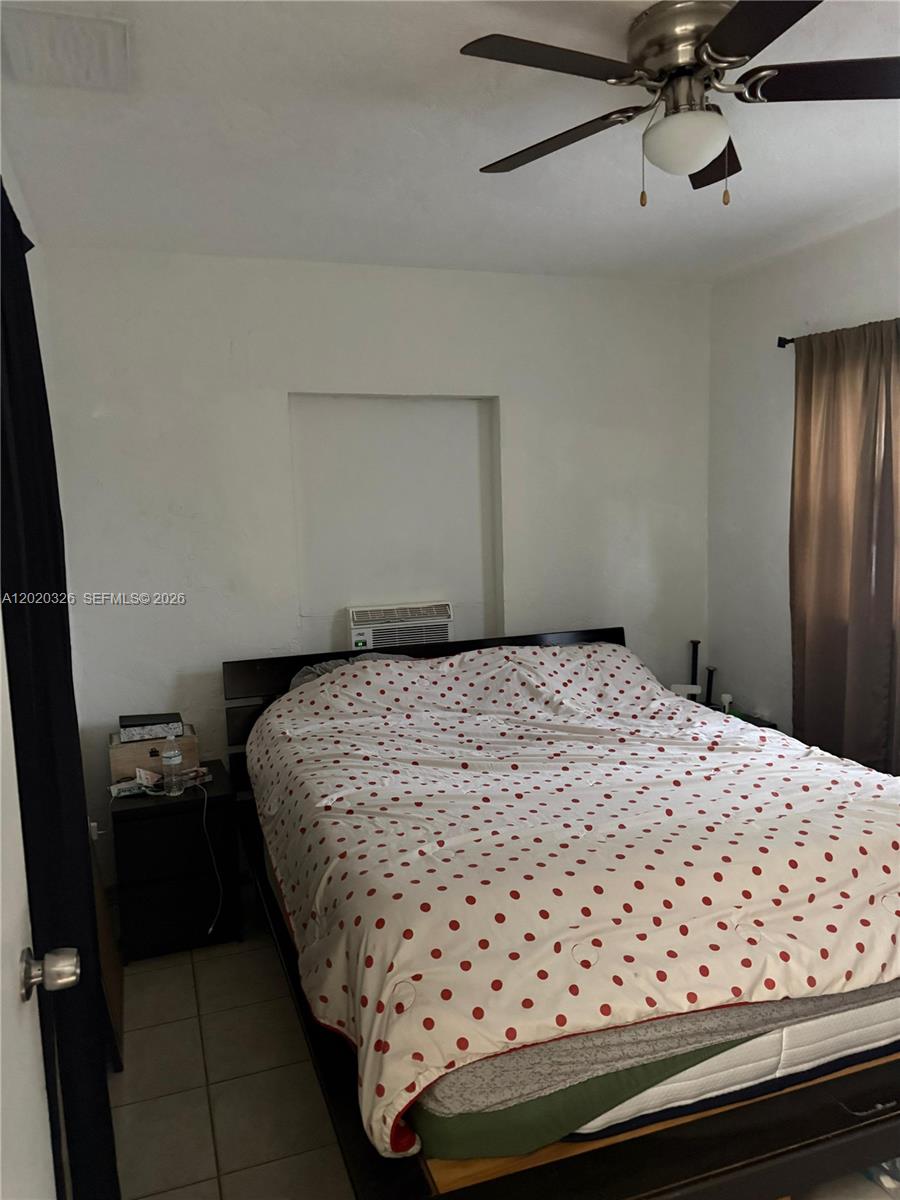 THE TROPICS AMD - Residential