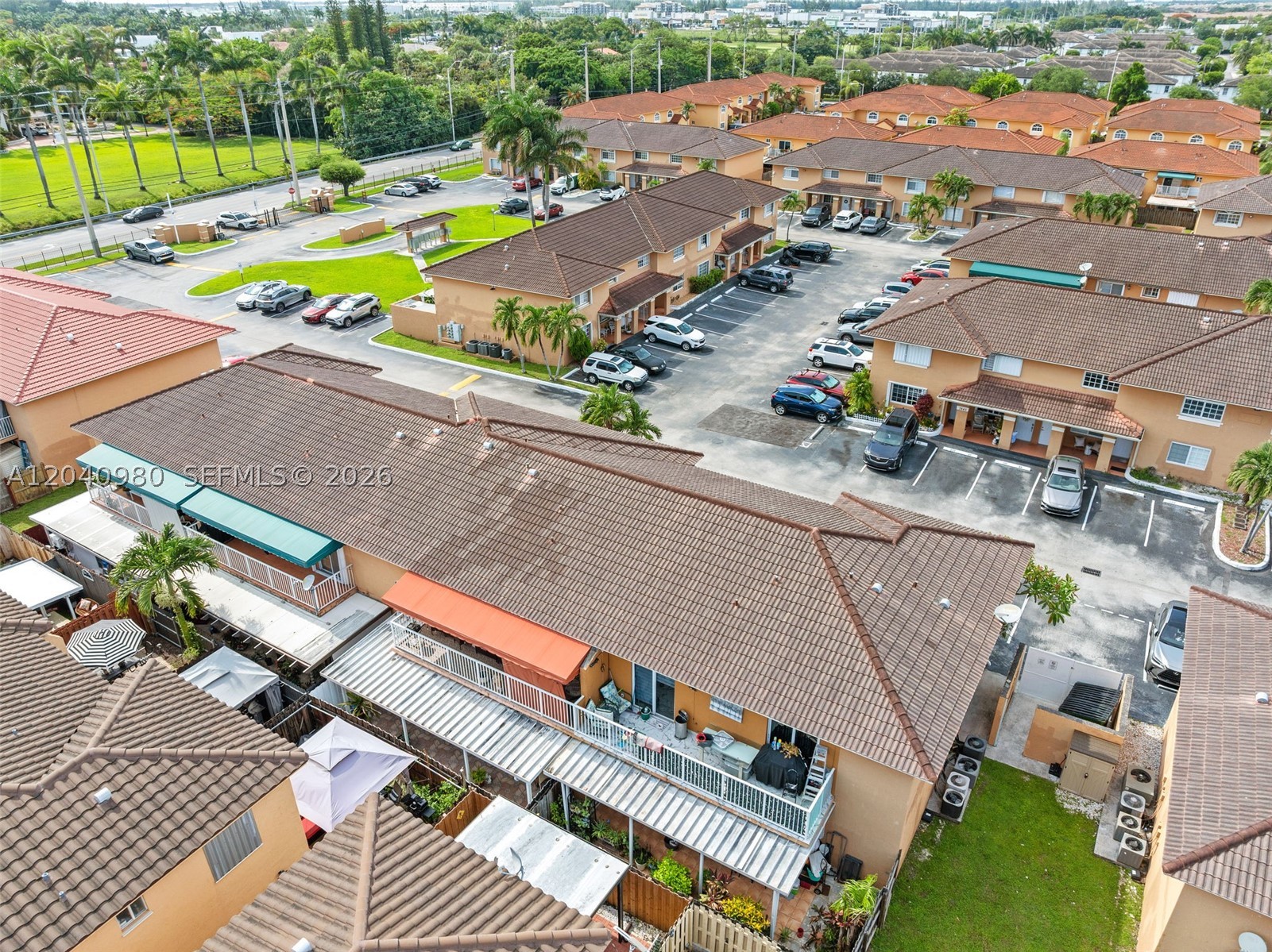 WEST POINCIANA VILLAS CON - Residential