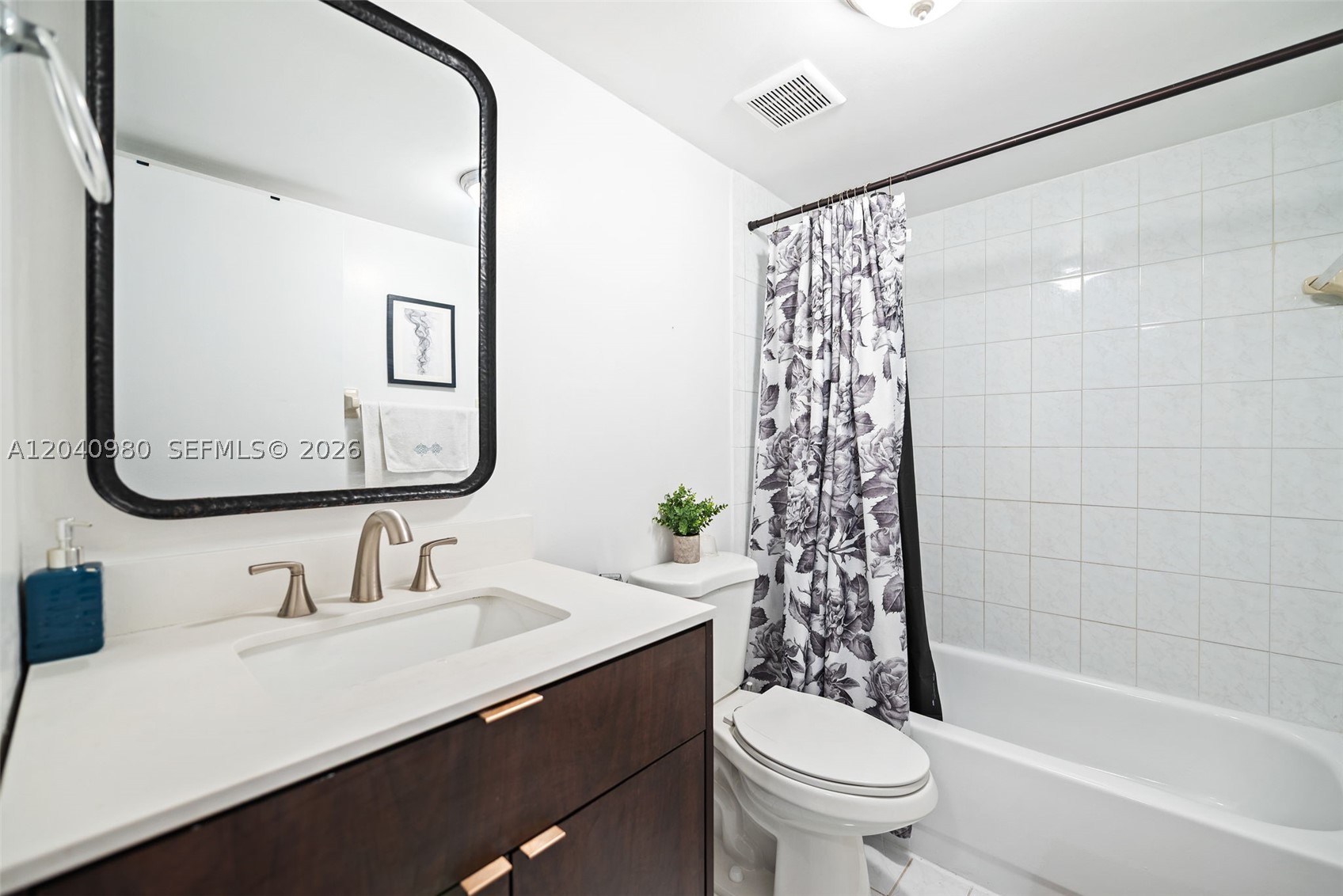 WEST POINCIANA VILLAS CON - Residential