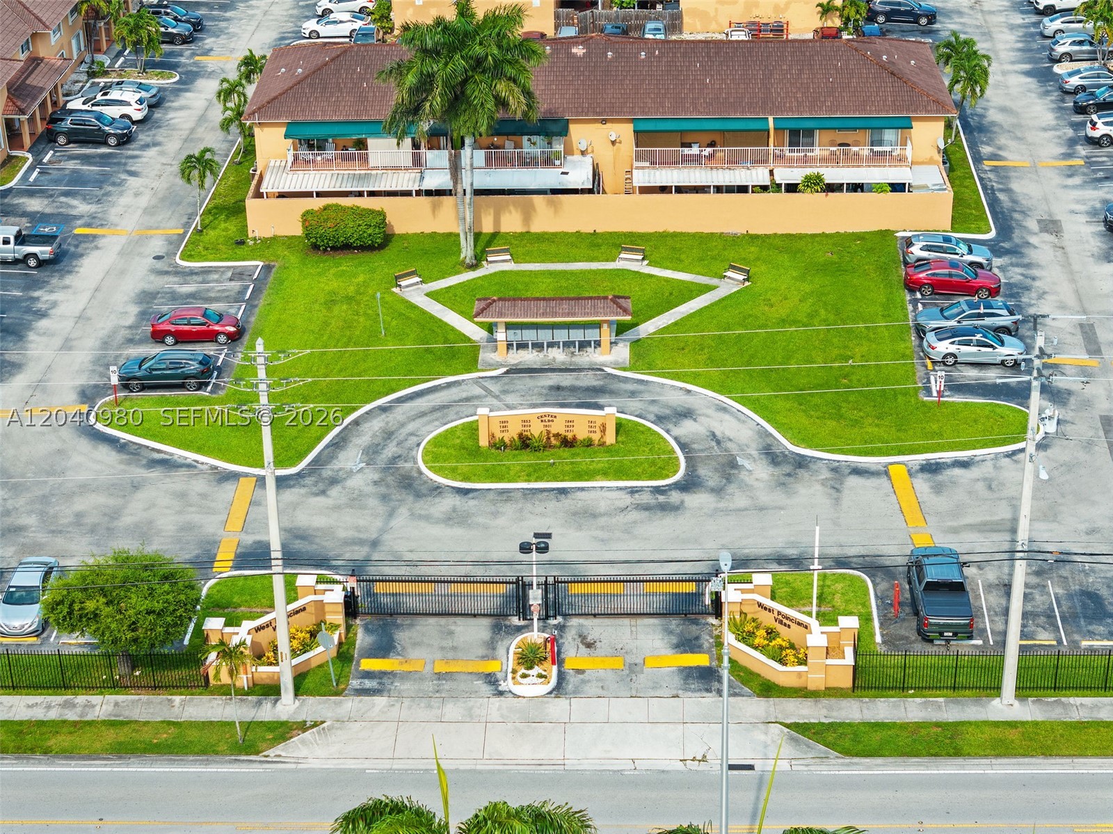 WEST POINCIANA VILLAS CON - Residential
