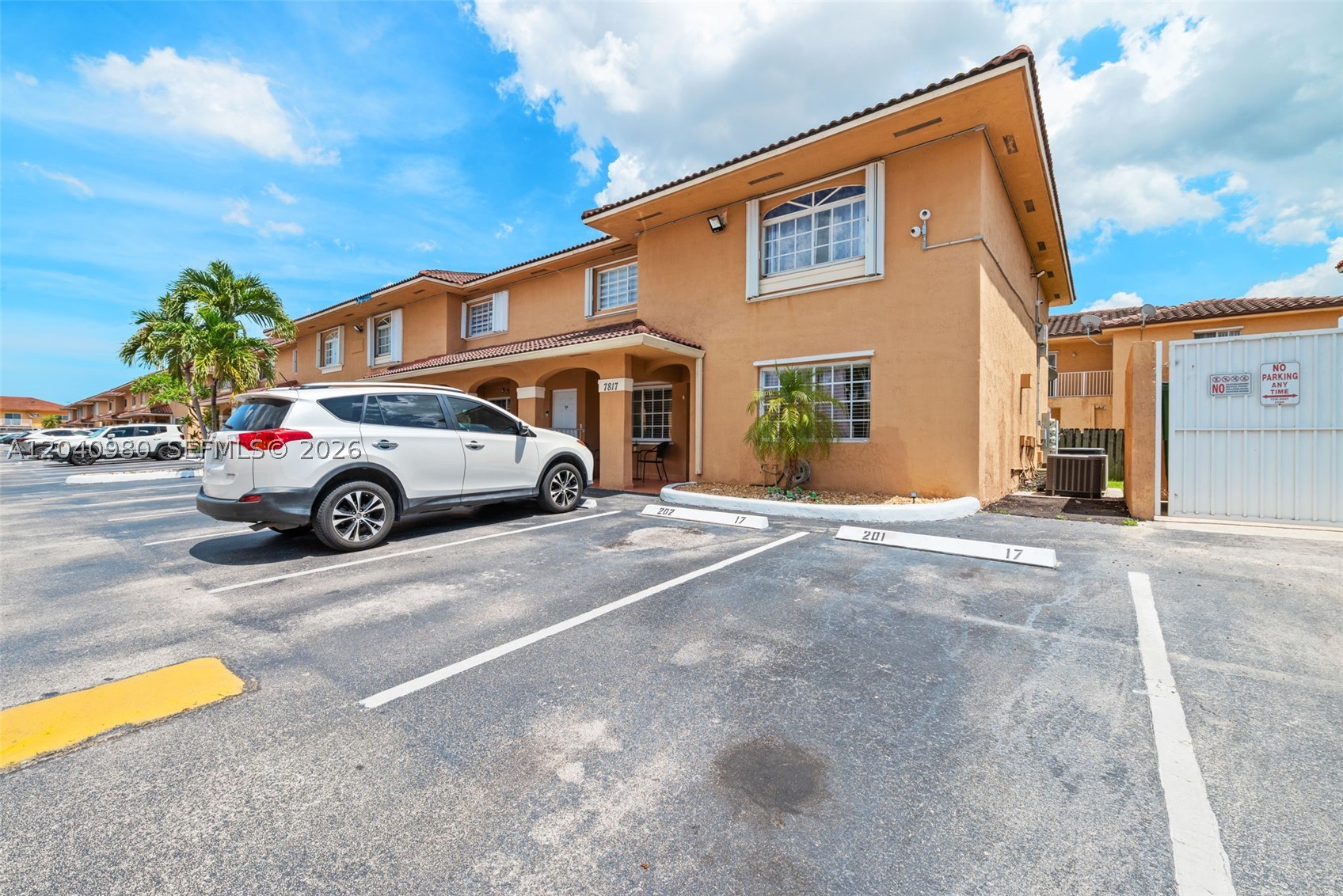 WEST POINCIANA VILLAS CON - Residential
