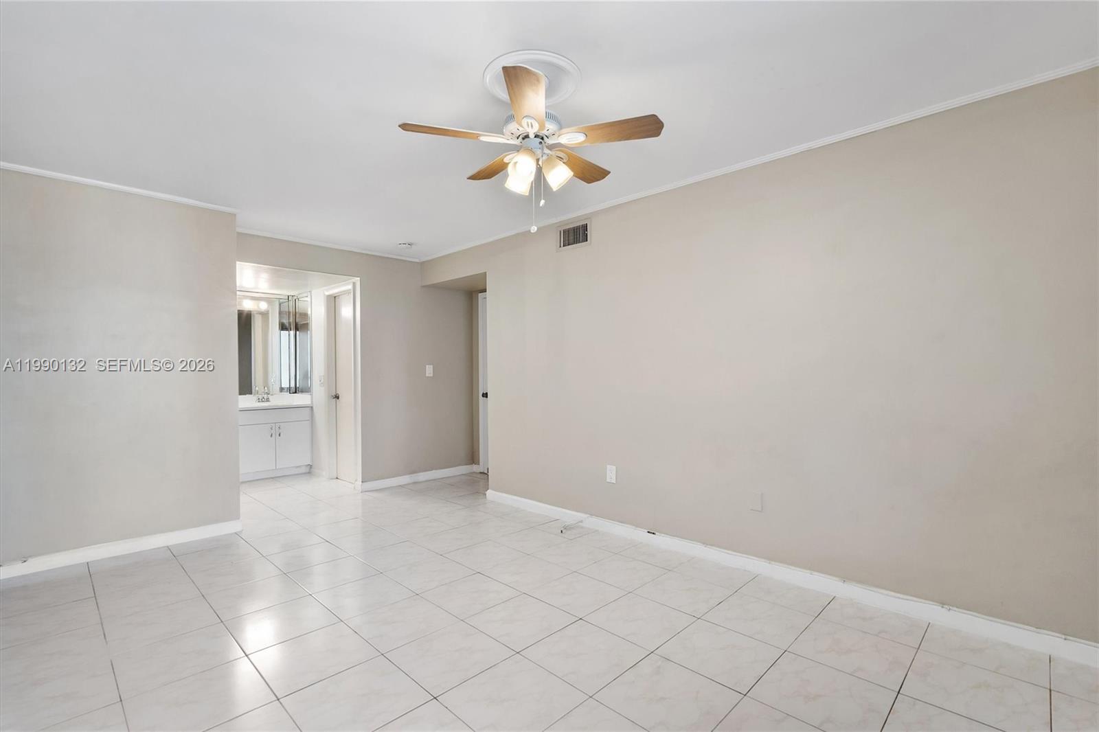 CARIBBEAN BREEZE CONDO - Residential