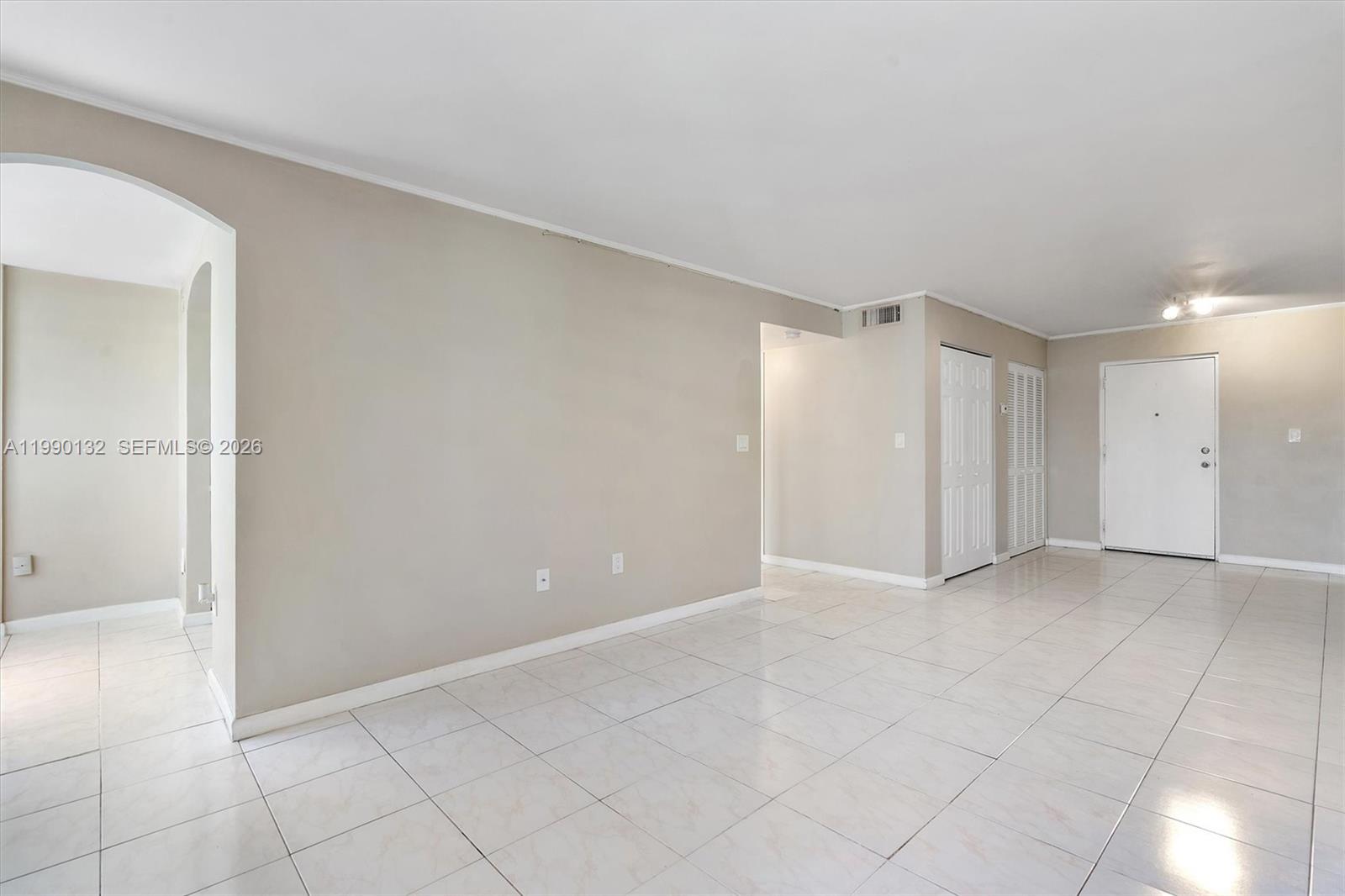 CARIBBEAN BREEZE CONDO - Residential